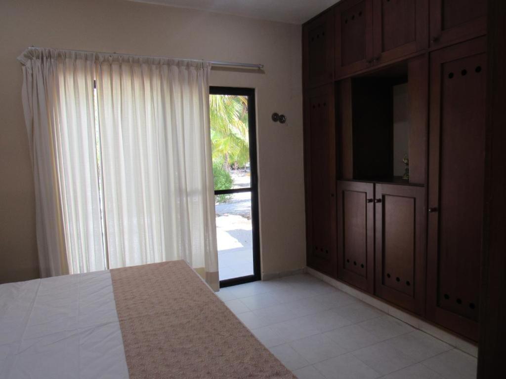 Two Bedroom Beachfront Villa Celestun Exterior photo